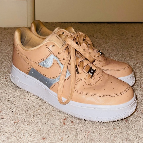 Nike Air Force 1 - Picture 1 of 5